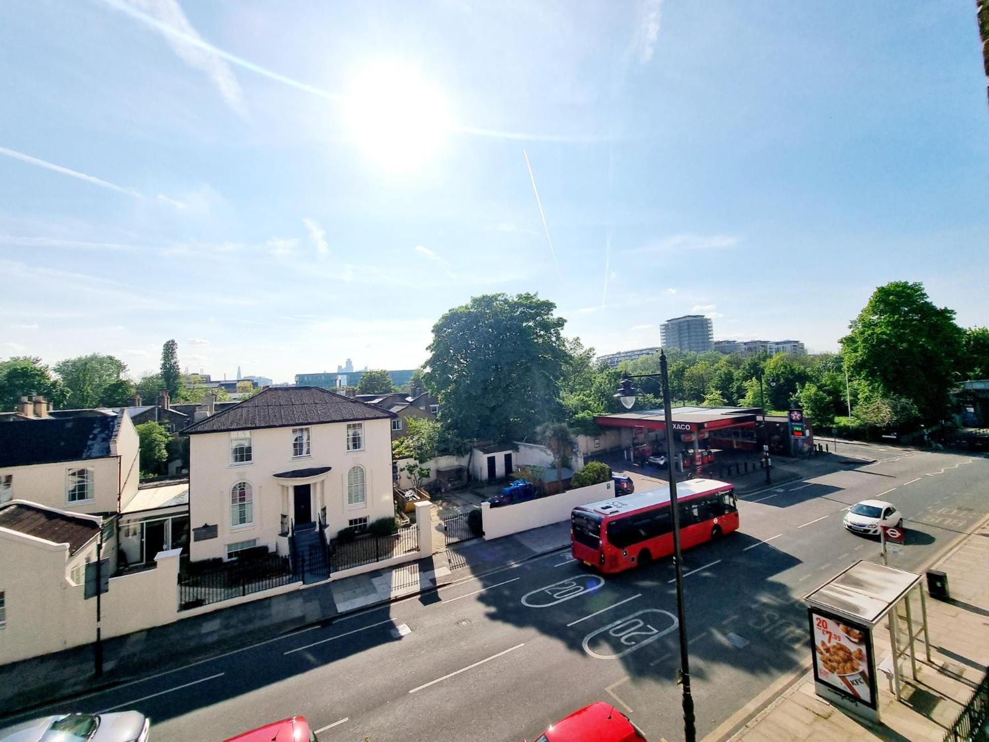 Appartamento Evo View - 1 Bed - Stunning Views 3 Mins Walk Mile End Station *