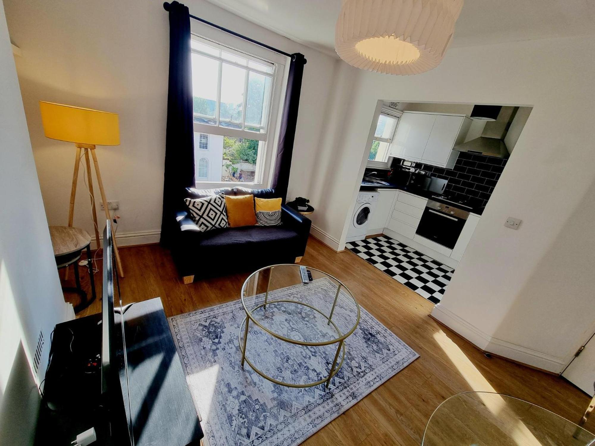 Appartamento Evo View - 1 Bed - Stunning Views 3 Mins Walk Mile End Station